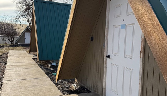 Cozy A-frame Cabin with WiFi and AC in charming Antelope