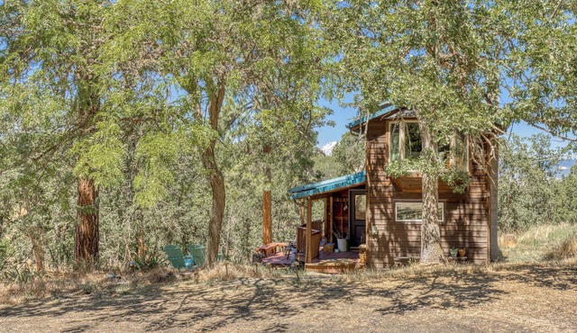 Cozy Cabin "Hygge" Getaway- Explore the Gorge