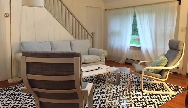 Cozy&Chic Beach Cottage - wineries, beach and perfect for all seasons
