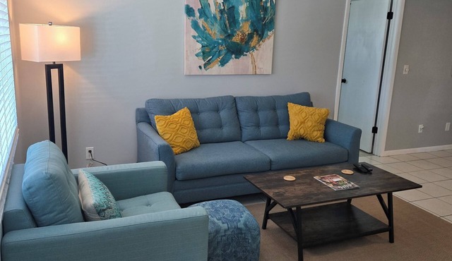 Cozy, comfy, quiet entire home in St. Augustine Close to beaches and downtown in St. Augustine