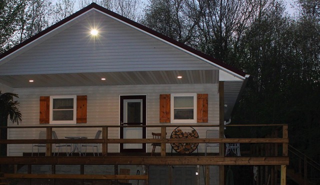 Cozy Lakefront Cabin-Crivitz in Athelstane