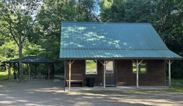 Creature's Retreat - a northern Wisconsin cabin in Price County