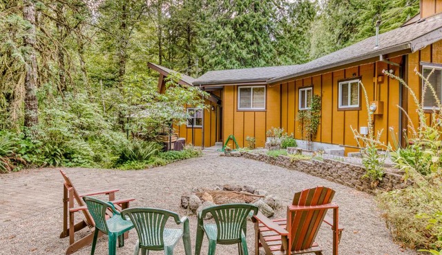 Creekside Cabin