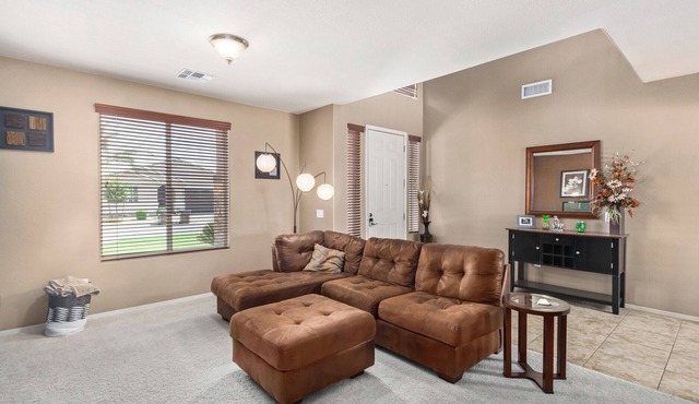 Crestfield Manor Country Oasis in Florence