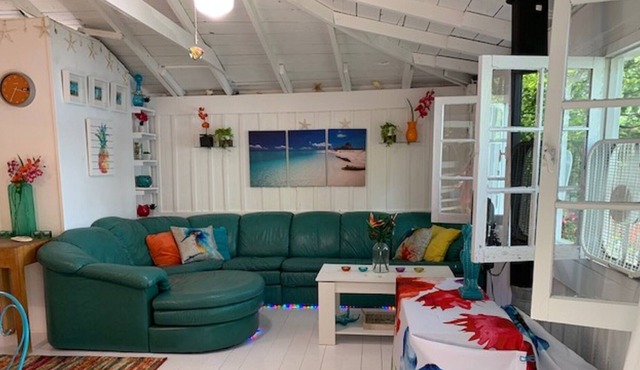 Crystal Clear Maiden Lake Beach Front Cabin