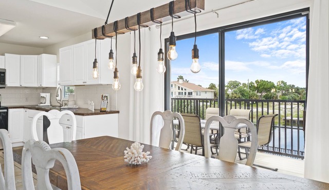 Destin Beach House - Happy Harbor House