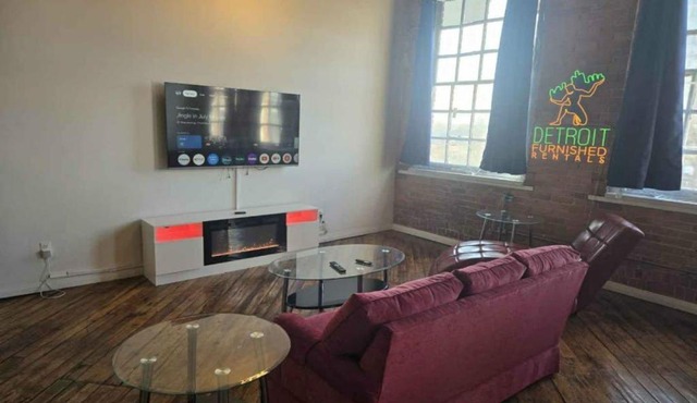 Detroit Harbor Loft