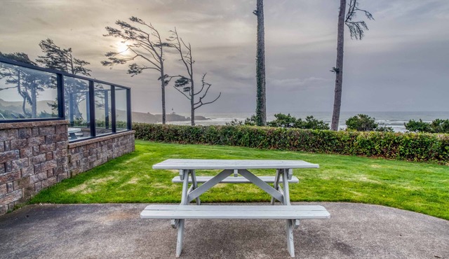 Dog Friendly, Available with 50AMP, 30AMP, Water and Sewer hook up's, WiFi