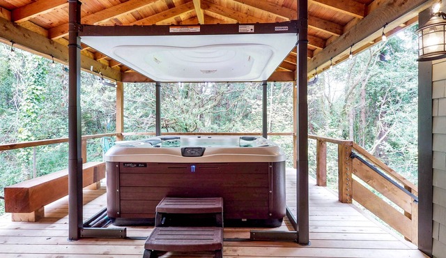 Dog-friendly home with private hot tub and space for a large group