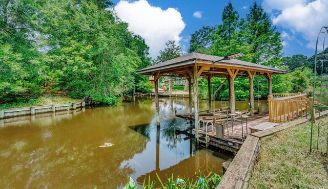 Dog River Waterfront Retreat w/Dock, Boat Lift & Gulf Access