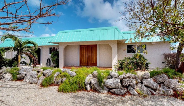 Dolphin Retreat