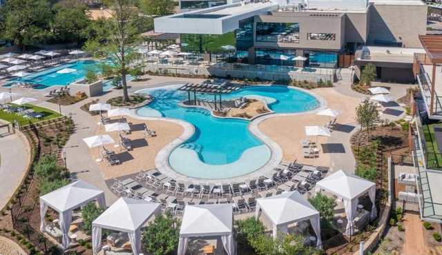 Drey Hotel