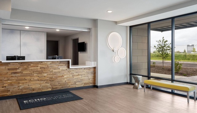 ECHO Suites Extended Stay by Wyndham Indianapolis AmeriPlex