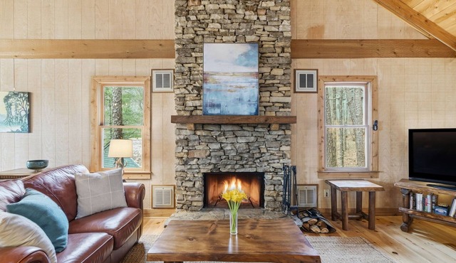 Elektra's Hearth at Big Canoe - 4BR 3BA, 2 Decks, Walk to Playground!