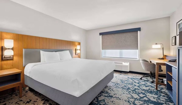 Enjoy Southern Charm & Relaxing Comfort, Conveniently Located Near Attractions