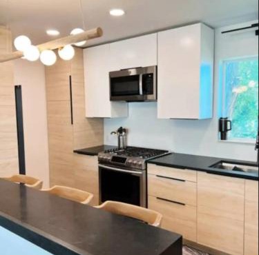 Entire Home near SLC. Family Friendly & King Suite in Bountiful