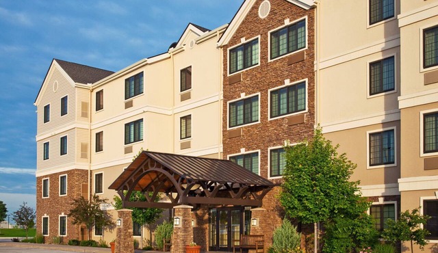 Executive Studio | Free Breakfast, Free Wi-Fi, Indoor Pool
