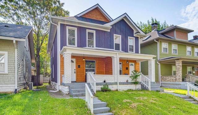 Explore Downtown & Mass Ave! 3BR Indy Townhome