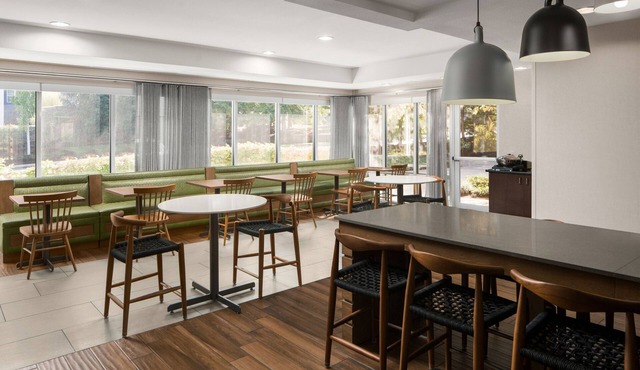 Fairfield Inn & Suites by Marriott Beaverton