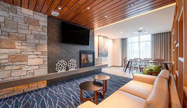 Fairfield Inn & Suites By Marriott Duluth Waterfront