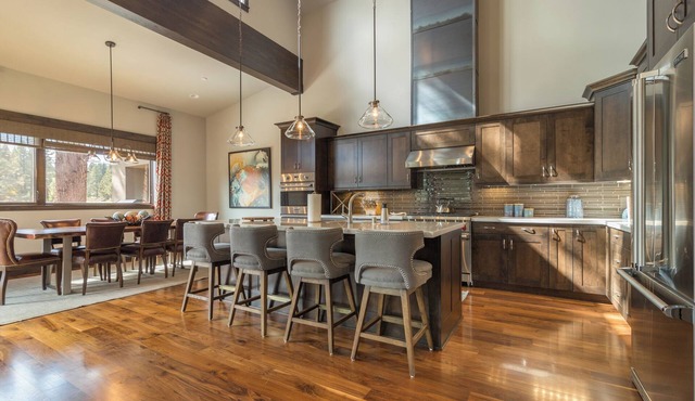 Fairway View at Schaffer's Mill, Northstar Ski Lounge, Golf & Amenities!