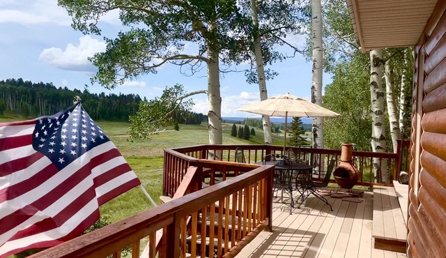 Fall Colors in Arrowhead! Beautiful Cabin! Deck with Fire Pit & Views! in Cimarron