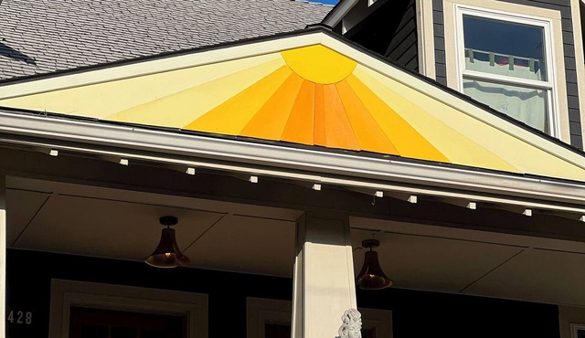 ★Families & Friends, Perfectly Portland Alberta Arts' Sweet Spot, Clean & Safe