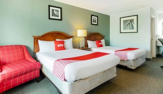 Family-Sized Double Room: Two Beds, Free Wi-Fi, Near I-10/Crowley!