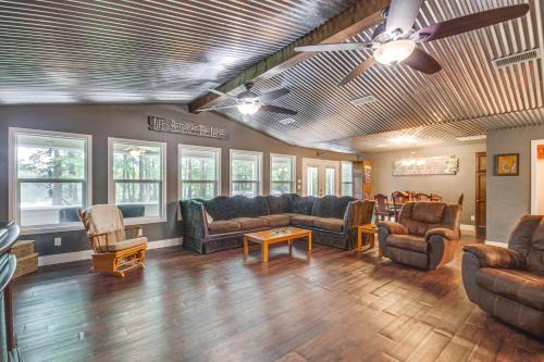 Ferriday Lakehouse w/Private Dock, Deck, & Yard!