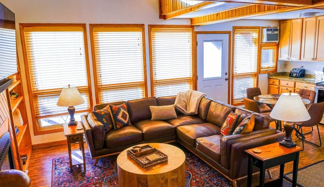 Fireplace, Deck, Walk to Slopes, Games, Views