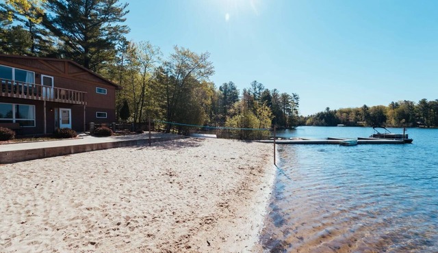 Fishing-Spider Lake-Sauna-Balcony-Family Friendly