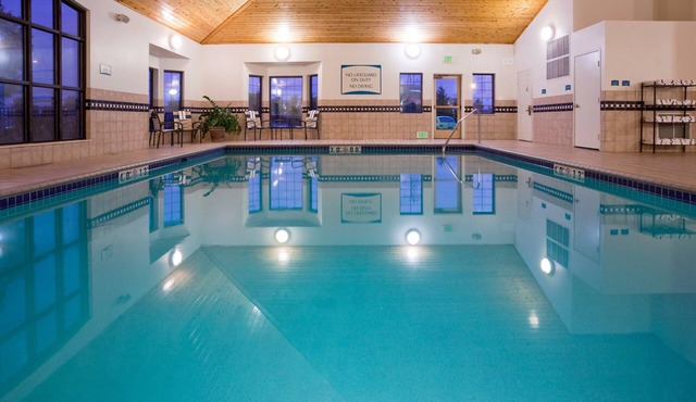 Free Breakfast. Gym. Great for Business Travelers!
