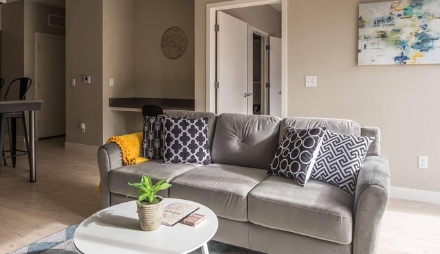 Frontdesk | Hip + Open 1BR Apt near the River