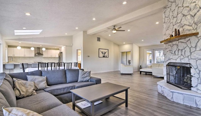 Fully Remodeled Hillsboro Home w/Home Theater!