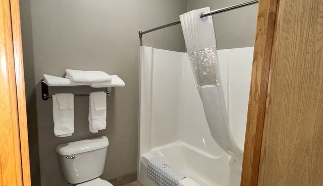 Garner Inn & Suites