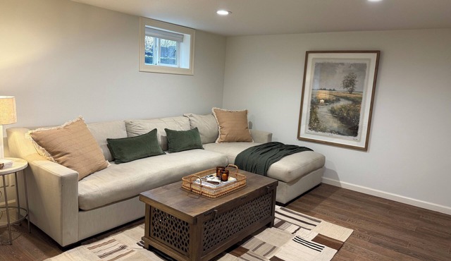 Gorgeous 2-Bedroom ADU in NE Portland’s Beaumont-Wilshire Neighborhood.