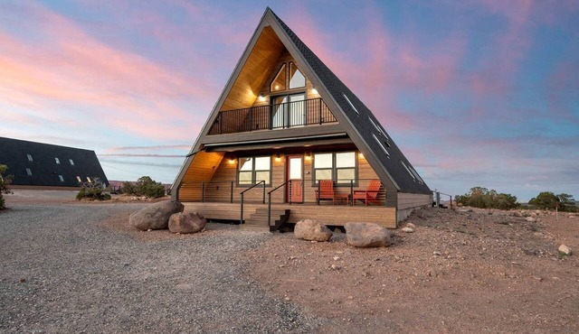 Gorgeous A-frame Settled in the Middle of the Desert inTorrey, Utah