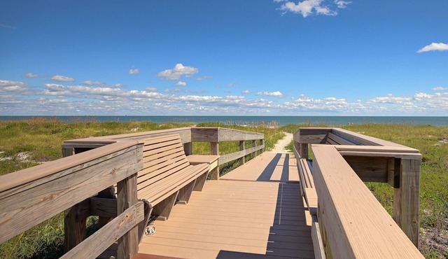 Ground Floor Luxury Condo Fully Updated With Great Ocean View - Unit 49