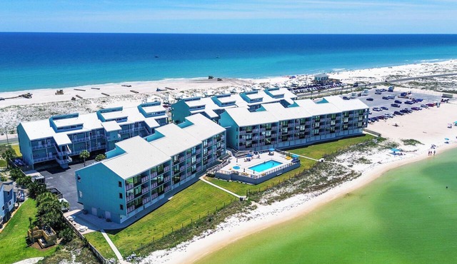 Gulf View Condo with Easy Access to Gulf, Sound and Pool.