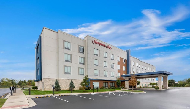 Hampton Inn By Hilton Huntley Chicago