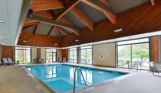 Hampton Inn Chicago-Carol Stream
