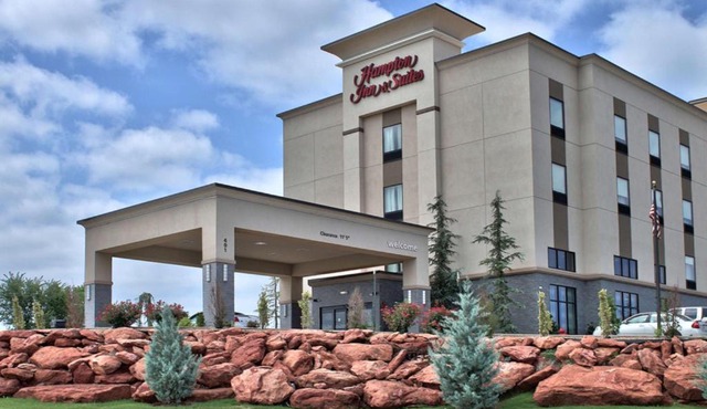 Hampton Inn & Suites Guthrie, OK