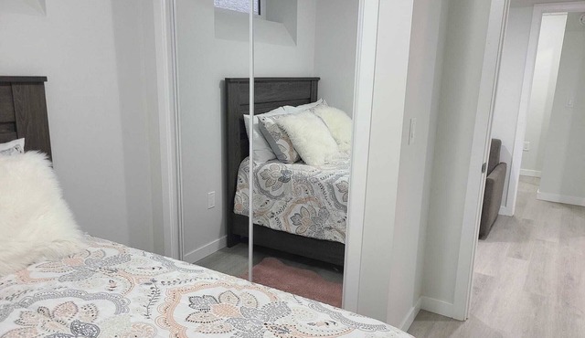 Haven Serene - Modern, convenient, quiet, private 1 bedroom basement suite in Winnipeg