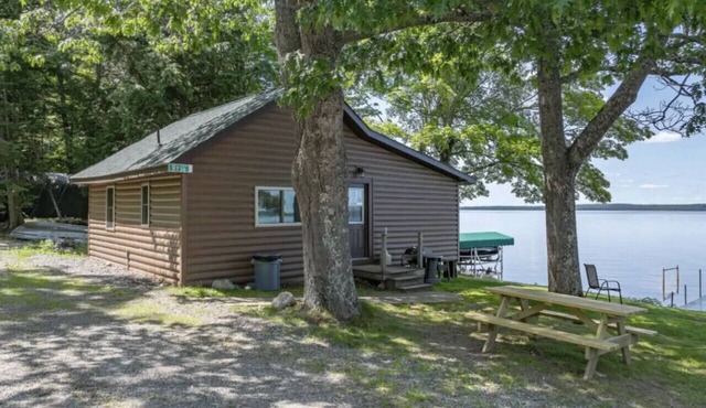 Hillside Resort Cabin #8