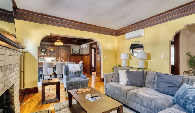 Historic Craftsman | 5BR/2BA | Foodie Row