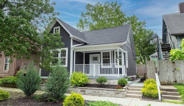Historic Downtown Haven | Patio & Free Parking
