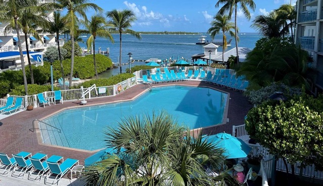 HISTORIC OLD TOWN Waterfront, Beach+Marina+Amenities, Galleon Resort 2-Bedroom