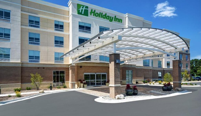 Holiday Inn Grand Rapids North - Walker by IHG