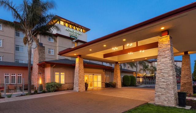 Homewood Suites by Hilton San Francisco Airport North