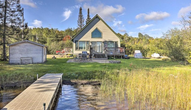 Hurley Lakefront Hideaway w/Fire Pit & Dock!